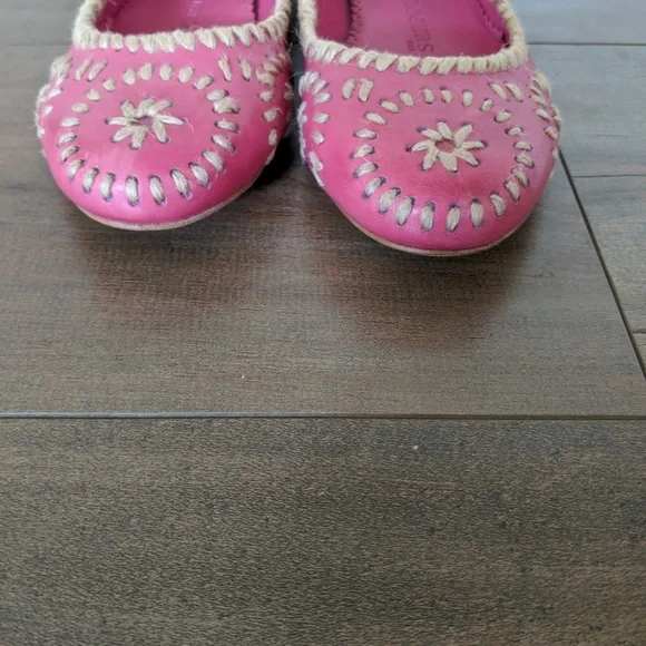 Jack Rogers flats - Picture 2 of 7
